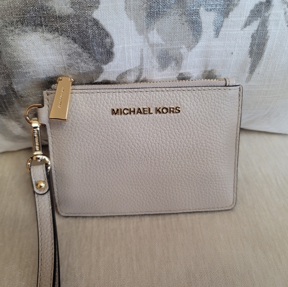 MK card wallet - Picture 2 of 5